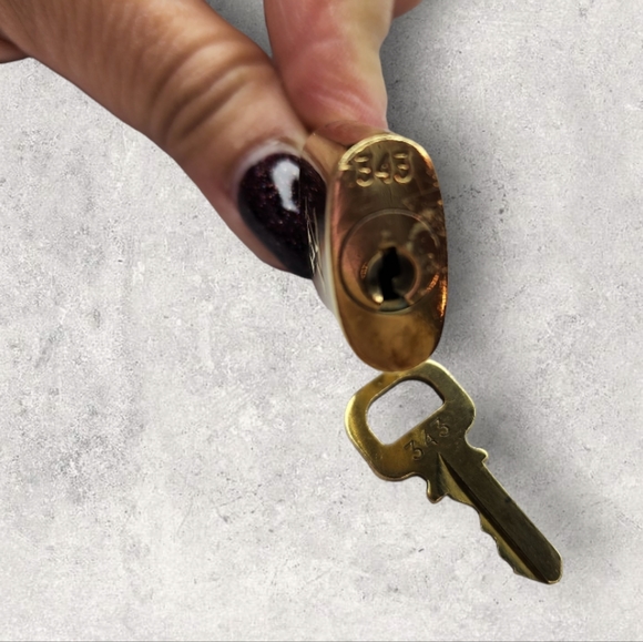 LV Louis Vuitton Lock and Key #343 - Picture 4 of 4